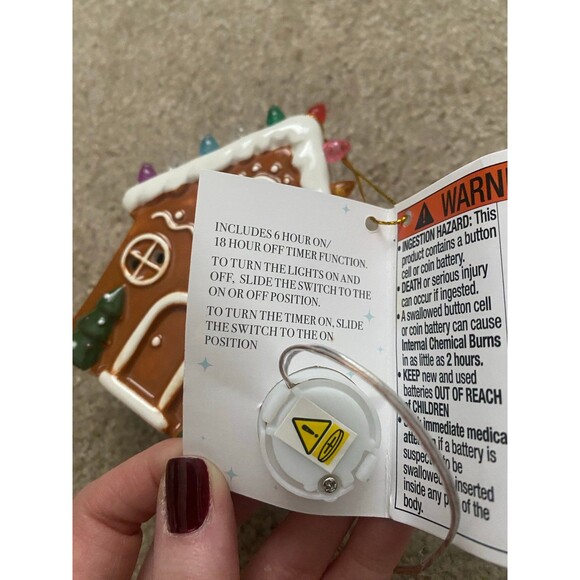 Merry Moments Ceramic Gingerbread House Nostalgic Ornament Brown NWT - Picture 11 of 12